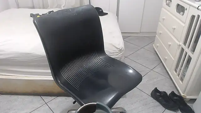 MysterBearMG webcam