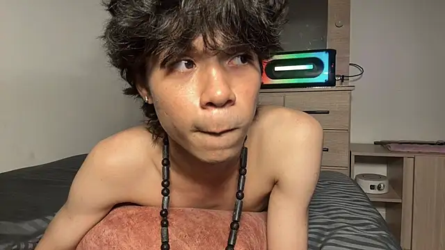 OopsAgain_ webcam
