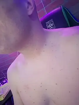 chronic_vibez webcam