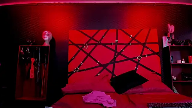 ScarletWais webcam