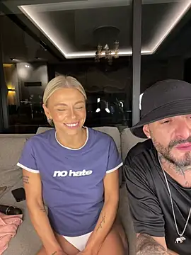 SexOnMyLvL live sex cam