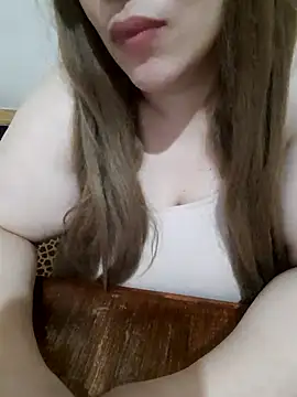 Madam_bezzzoul webcam