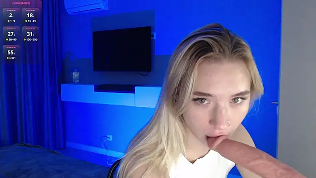 Emily_Hartt