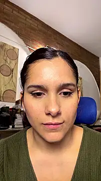 LuciaLatina webcam