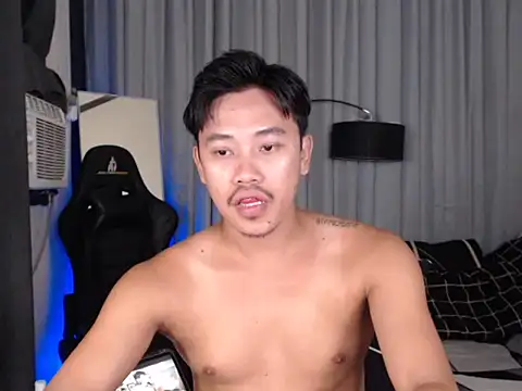 alexsuckable01