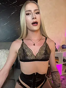 Modèle: Alana_Stone