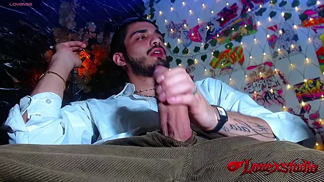 LovexJuxn77 webcam