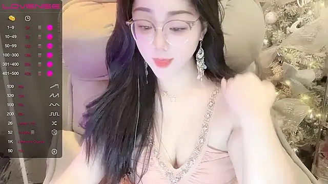Monica-666888- webcam