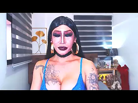 DominateMistressTania webcam