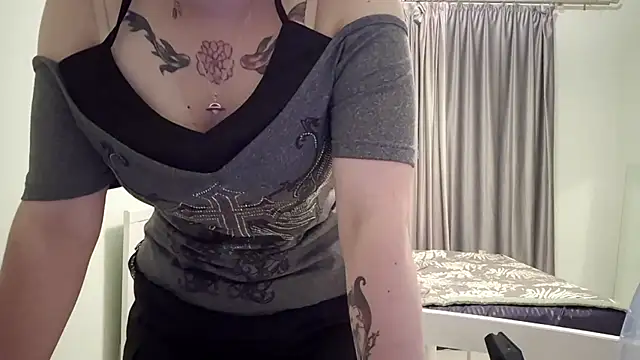 VelouraXo webcam