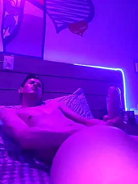 cheekyboyx webcam