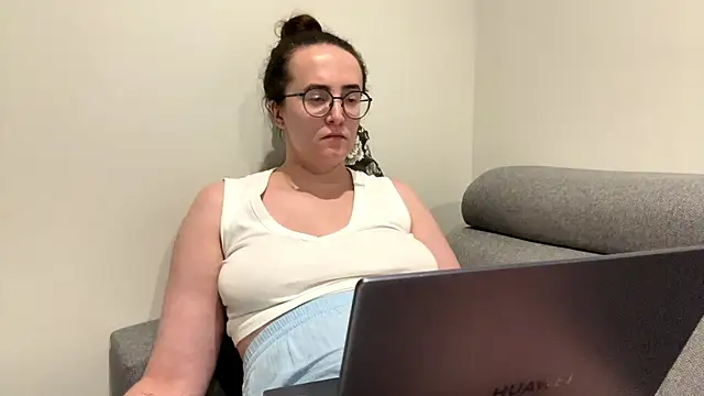 SofiaTease webcam