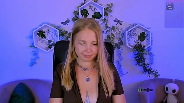 olivia_kit webcam