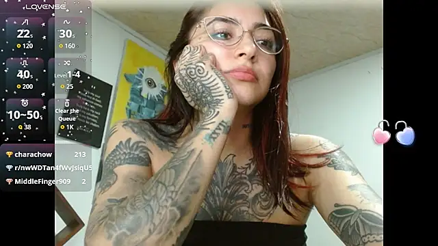 ZoeBakers_ webcam