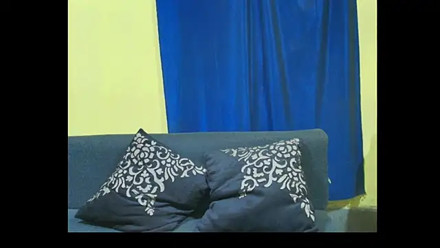 Cute_boy2000 webcam