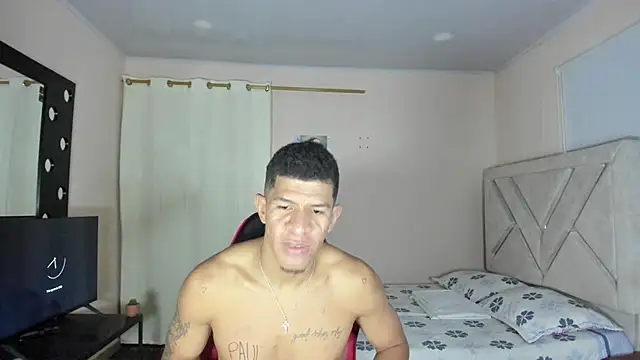 Toptony22 live cam on StripChat