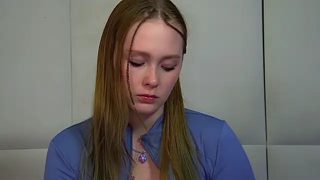 AgataFoxley webcam