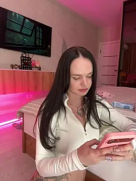 DinaTasty live cam