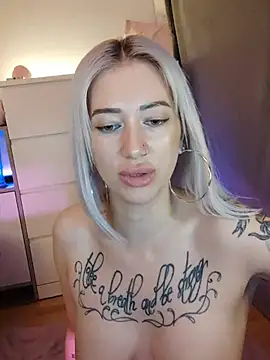 Gina-Lumara webcam