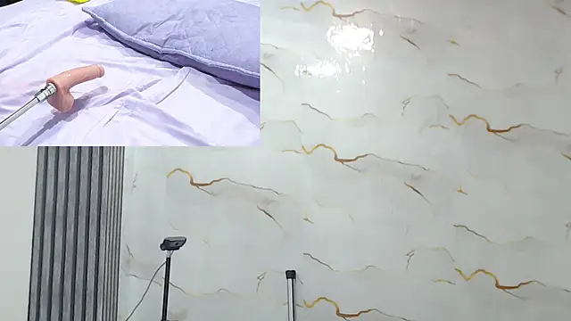 Emma_trons_ webcam
