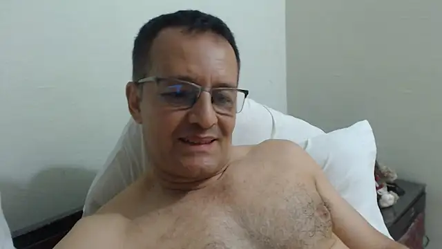 Daddyhot_Alejo webcam