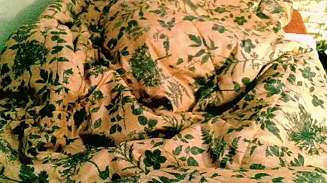 Juicy_Peech webcam