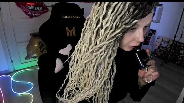 HoneySallyMoore webcam
