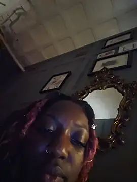 oliviaprettypussy webcam