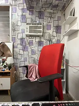 Tgirlmona live sex cam