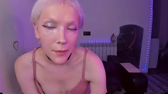Модель: Lyricca