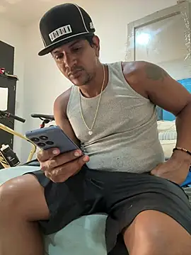 bigdick211292 webcam