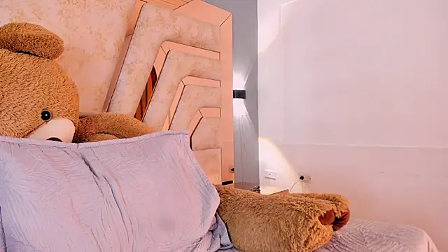 BellaBoobs_