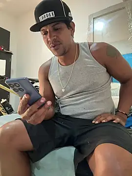 bigdick211292 webcam