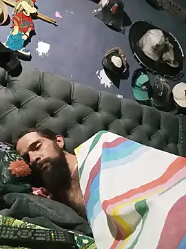 hairy_mannn live cam on StripChat