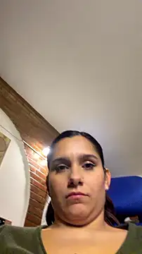 LuciaLatina webcam