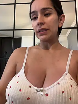 mau_white (F milf) - Blowjob with lots of saliva