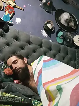 hairy_mannn webcam