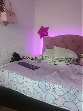 Melinaa-sex live cam on StripChat