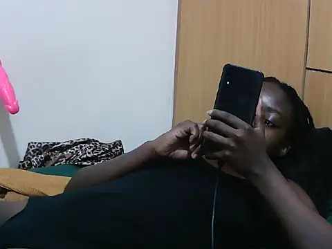 Sweetqueencum webcam
