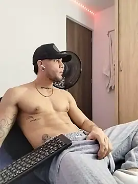 morenosiam live cam on StripChat