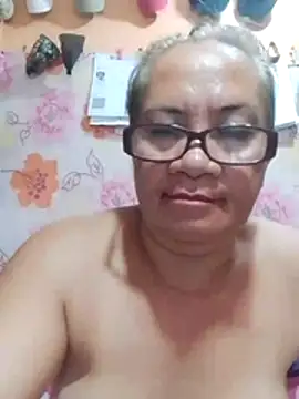 vickyhot1966 webcam