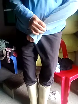 30yearr webcam