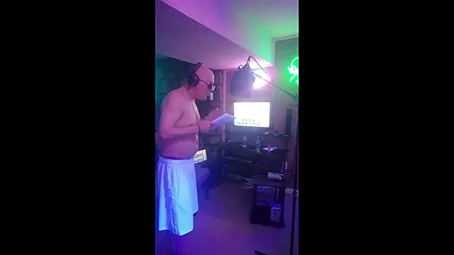 chronic_vibez webcam