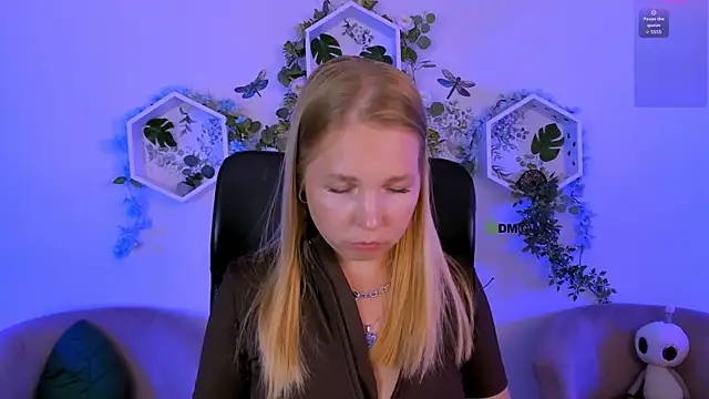 olivia_kit webcam