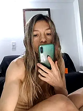estrella_tasty webcam