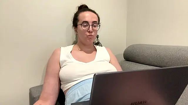 SofiaTease webcam