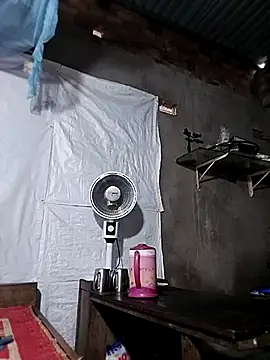 BigAss-69 webcam