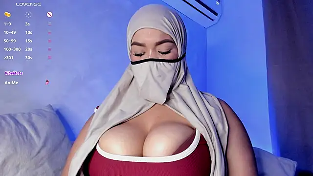 thaira_aly webcam