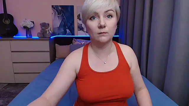 BlondPearl webcam