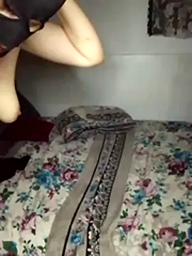 Arab69nikwife webcam